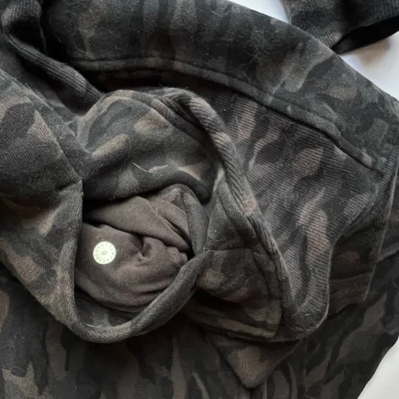 Lululemon Scuba Hoodie Sequoia Deep Coal Camo Pattern 6 Black - Picture 4 of 6